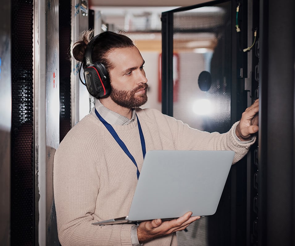 SENSEAR_datacenter_iStock-1330216959 copy